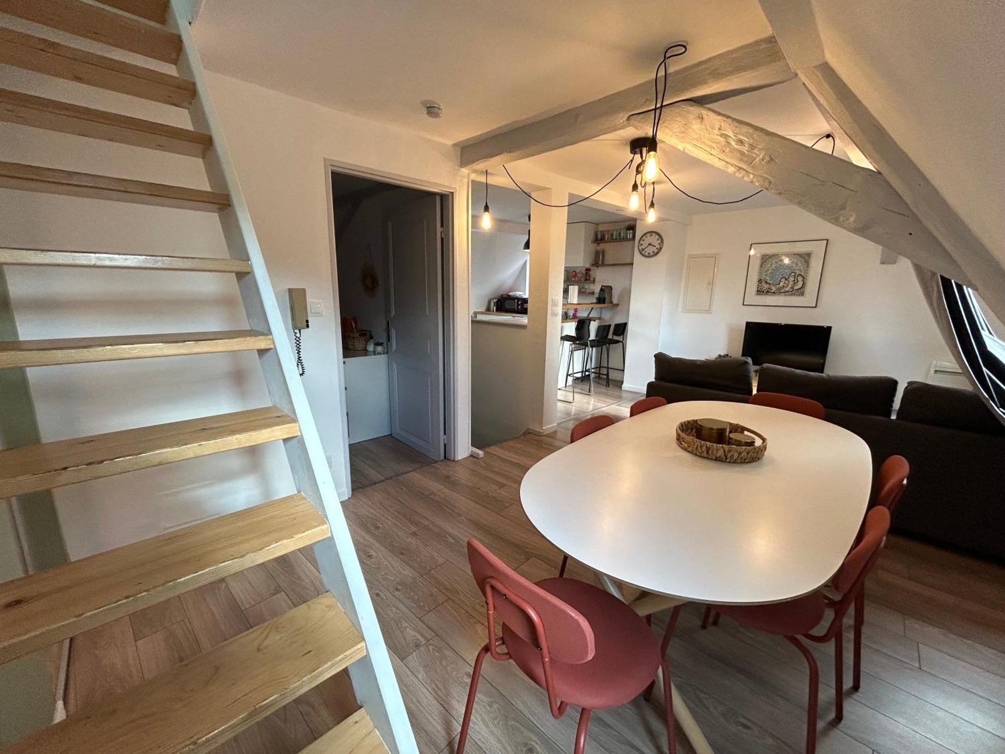 Colmar City Center - Appartement Belle-Vue 4 Etoiles Екстериор снимка