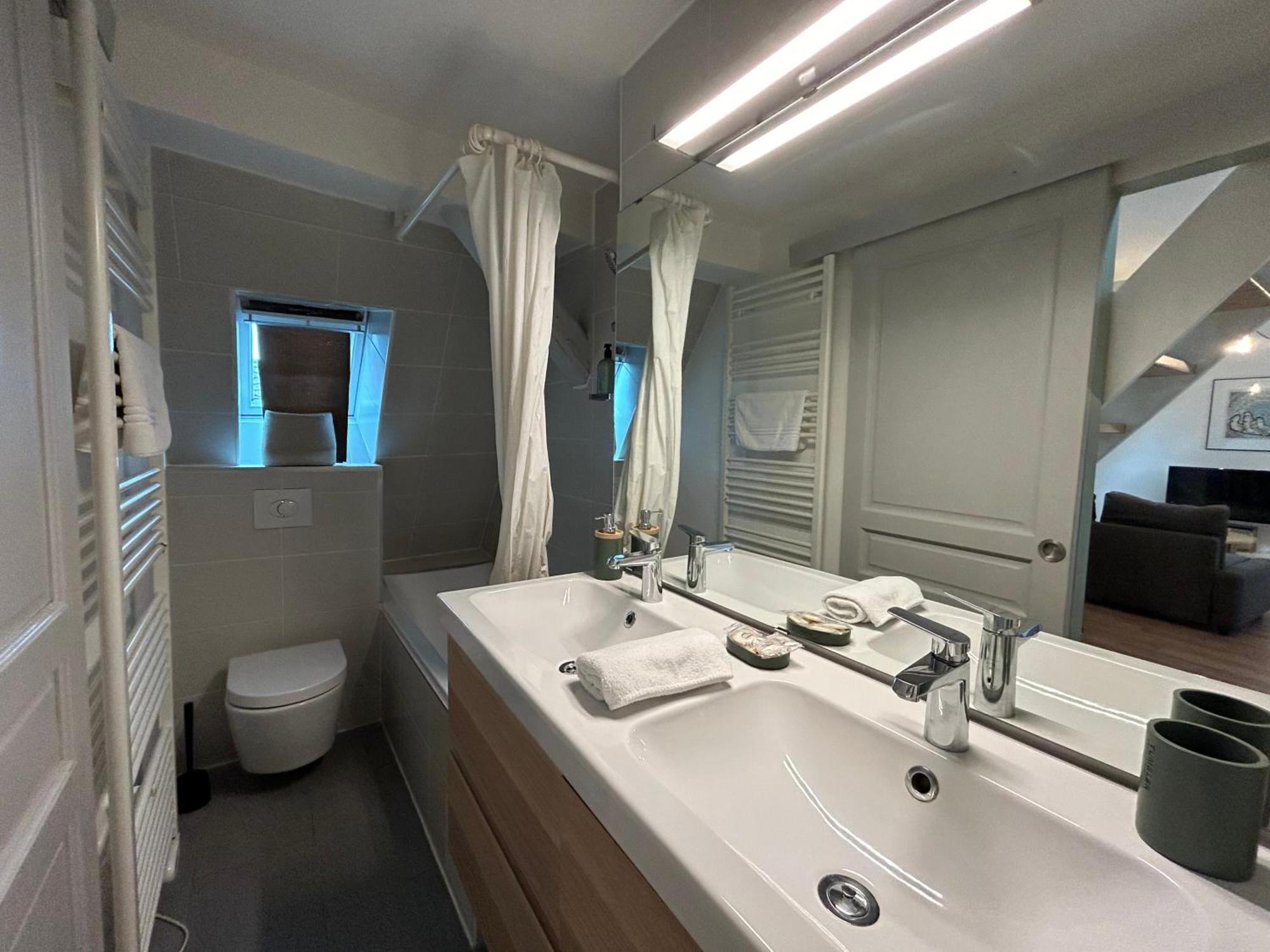 Colmar City Center - Appartement Belle-Vue 4 Etoiles Екстериор снимка